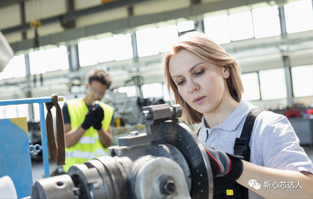 进坑机械领域10年经验，劝弟弟妹妹怎么转行？