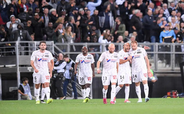 孩子迷二次元的危害